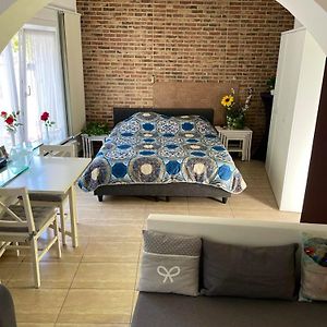 Apartamento Studio With Furnished Terrace And Wifi At Charleroi Exterior photo