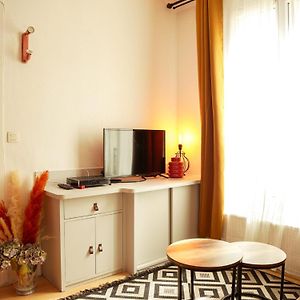 Apartamento Flower - Metro A 6 Minute Vanves Exterior photo