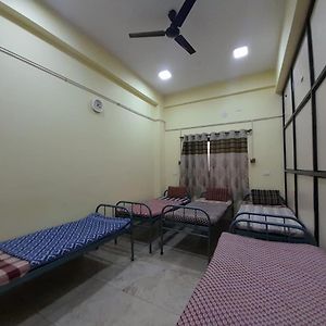 Anandi Nivas Bed and Breakfast Mathagāva Exterior photo