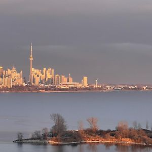 Luxury Lake Condo Toronto Exterior photo