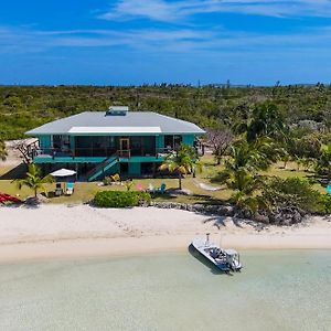 Villa Blue Hole Mangrove Cay Exterior photo