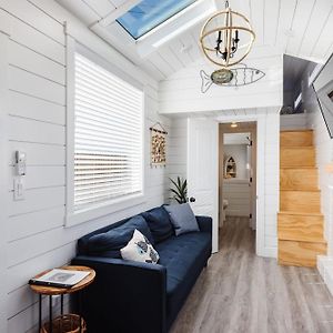 Starboard Tiny Home Apple Valley Exterior photo
