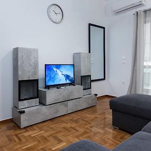 Apartamento Modern Cozy 1 Bd Piraeus Perfection Apt Exterior photo