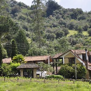 Hostal Finca Huatabampo Viracacha Exterior photo