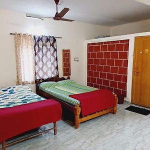 Mahadevi Guest House Gokarna  Exterior photo