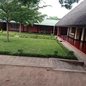 Kamutamba Guesthouse Masaiti Exterior photo