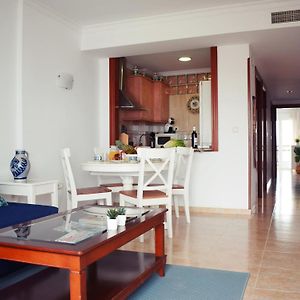 Luminoso apartamento de 3 dormitorios a pie de playa en Torremolinos Exterior photo