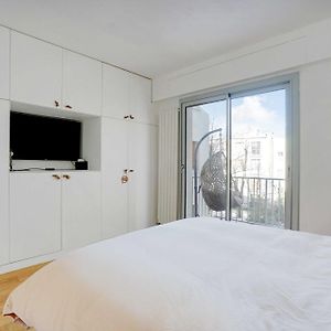 Very Nice Apt In The Heart Of Neuilly With Parking Exterior photo
