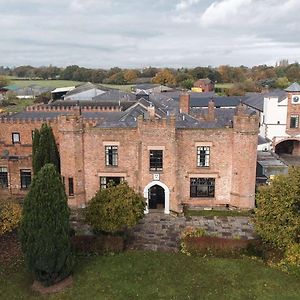 Crabwall Manor Hotel y Spa Chester Exterior photo