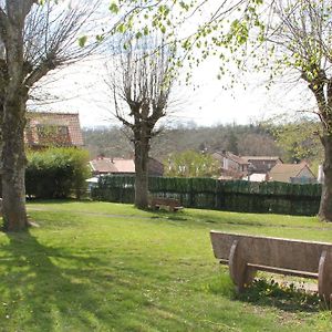 Gite De La Rue Du Chateau - Tout Inclus Villa Pontgibaud Exterior photo