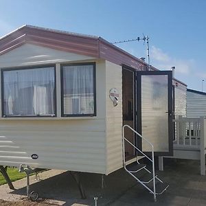 Apartamento Mdl Holiday Let Rhyl Exterior photo