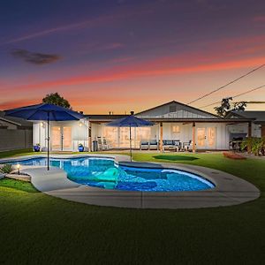 Tempe Modern Farmhouse Villa Exterior photo