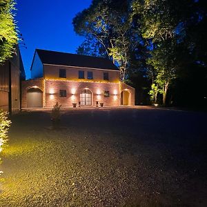 Horse Lodge De Belian Hannut Exterior photo