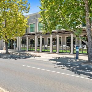 Sherbourne Terrace Hotel Shepparton Exterior photo