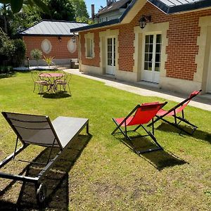 Maison De Charme Dans Un Ecrin De Verdure - Le Vesinet - 15Mns De Paris Villa Exterior photo