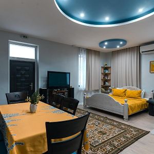 Apartamento Luxury Studio For 3 Persons, Near Carevec, Veliko Tárnovo Exterior photo