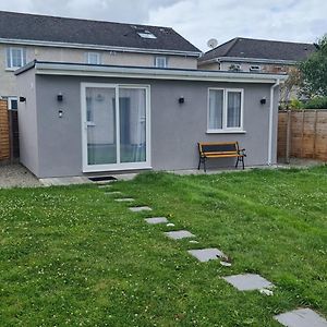 Apartamento Cosy Garden Studio Near Dublin Airport Exterior photo