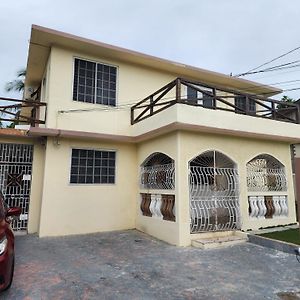 Apartamento 11Onessex2 In The Heart Of Kingston Jamaica Exterior photo