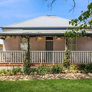 Roseberne Cottage Bathurst Exterior photo