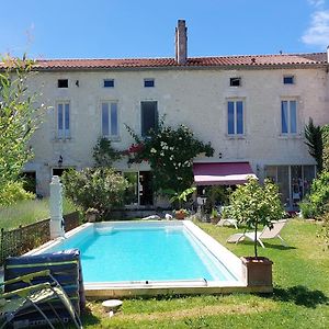 La Gueriniere Bed and Breakfast Châteauneuf-sur-Charente Exterior photo