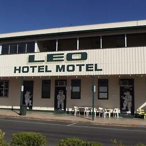 Leo Hotel Motel Clermont Exterior photo