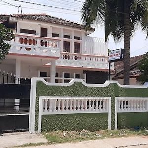 Hotel Batti Rest Batticaloa Exterior photo