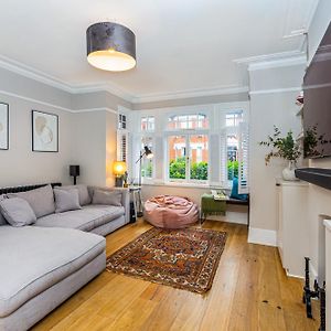 Stunning 5Br Home, Sw London, 5 Min Twickenham St Exterior photo