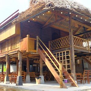 Hotel Ha Giang Wooden House Exterior photo