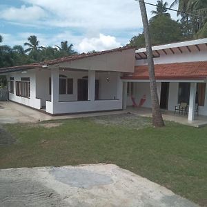 1, 2, 3, 4 Or 5 Roomed Full Homes With Gardens Negombo Exterior photo