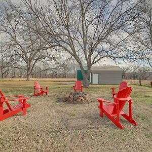 Family Home In Vinita With Fire Pit And Game Room! Exterior photo