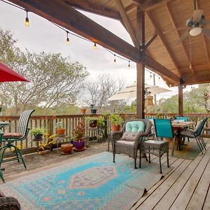 Pet-Friendly Austin Home With Deck And Private Hot Tub Bee Cave Exterior photo