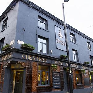 Hotel The Crown & Anchor Mánchester Exterior photo