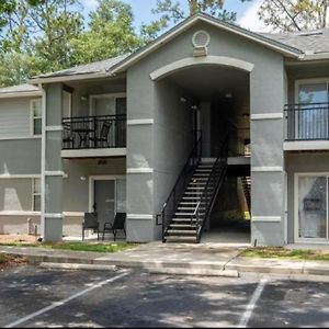 Apartamento Stylish Serenity: Your Central Peace Zone! Gainesville Exterior photo