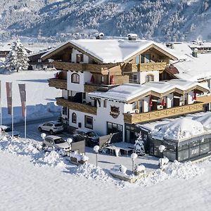 Hotel Restaurant Rosengarten Zell am Ziller Exterior photo