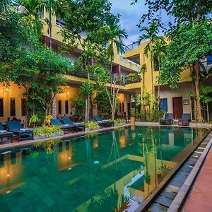 Samnak Lounge Hotel Ciudad de Siem Riep Exterior photo