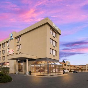 Best Western Voyageur Place Hotel Newmarket Exterior photo