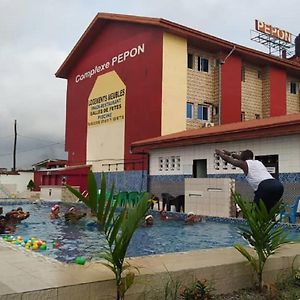 Hotel Complexe Meuble Pepon Douala Exterior photo