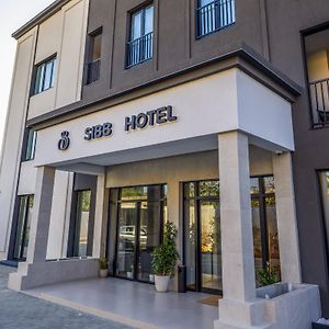 Sibb Hotel Tirana Exterior photo