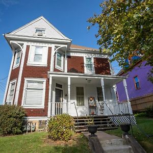 Apartamento Step Back In Time Charming Victorian With Modern Amenities Homestead Exterior photo