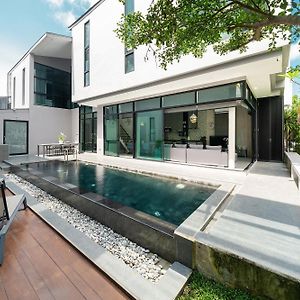 Villa Lami - Luxury 3-Bedroom Modern Villa In Phuket With Private Pool, Gym & Sauna Exterior photo