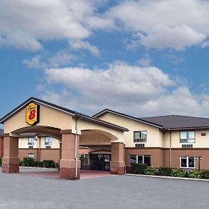 Hotel Super 8 By Wyndham Cornwall On Exterior photo