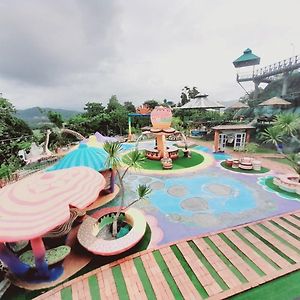 Hotel Bangmara Hill Takuapa Exterior photo