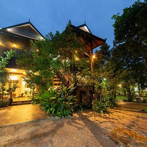 Atoh'S Maison Ciudad de Siem Riep Exterior photo