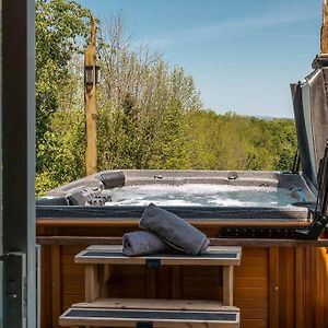 Sundance Of Blantyre Lodge W Hot Tub & Sauna House Walter's Falls Exterior photo