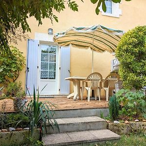 Gite Au Bord De La Charente Avec Jardin Privatif, Wifi Fibre, Velos Et Equipements Familiaux - Fr-1-653-162 Villa Saint-Genis-d'Hiersac Exterior photo