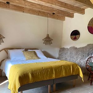 Le Domaine Quercus Bed and Breakfast Senaillac-Lauzes Exterior photo