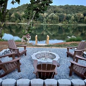 Riverfront House In Harpers Ferry Villa Exterior photo