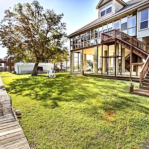 New Orleans Waterfront Home With Private Dock! Exterior photo