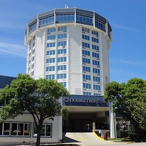 Hotel Doubletree By Hilton Jefferson City Exterior photo