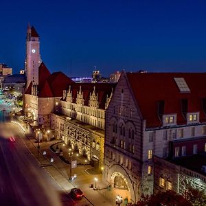 St. Louis Union Station Hotel, Curio Collection By Hilton Exterior photo